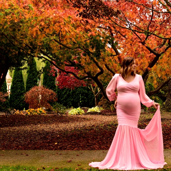 Long Mermaid Maternity Dress - Picture 3 of 4